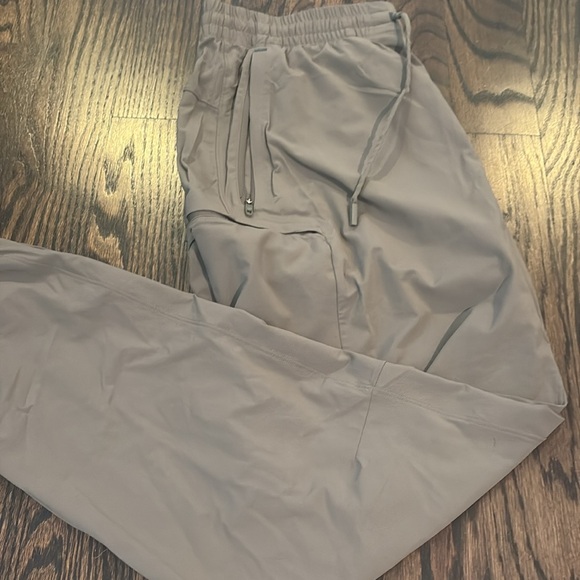 Lululemon Men’s Brown Nomad License To Train Cargo Elastic Cuffs Pant Sz Medium - Picture 8 of 10